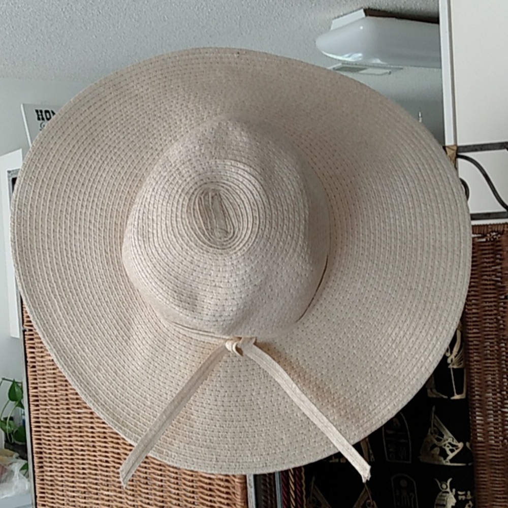 Beach Wide Brim Sun Hat - Picture 4 of 7